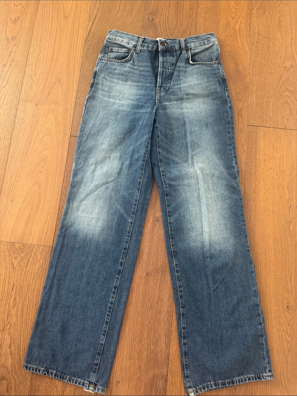 Zara Women's Relaxed Wide-Leg Jeans in Washed Blue